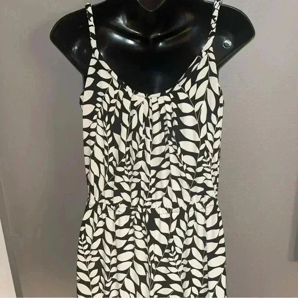 Bisou Bisou Michele Bombot Black And Cream Leaf Pattern Scoopneck Dress Size 6 - Picture 3 of 9